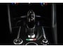 Alfa Romeo Giulia 2.0T | Camera | Stoelverwarming | Elek. Stoelen | Trekhaak