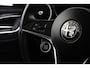 Alfa Romeo Giulia 2.0T | Camera | Stoelverwarming | Elek. Stoelen | Trekhaak