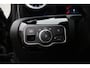 Mercedes-Benz A-klasse 250 e Premium Plus 2020 | 360 Graden Camera | Cruise Control | Burmester | Elektrische Memory Seats | Sfeer Verlichting | Boekjes | 2 Sleutels Keyless | DAB Radio | Laadkabels