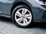 Volkswagen Golf 8.5 1.5 TSI Life Edition | Stoelverwarming | Adaptieve Cruise Control | Climate Control | AppleCarplay | AndroidAuto | Lichtmetalen Velgen |