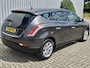 Lancia Delta 1.4 M.air Silver /Dealer Onderhouden/Cruise/Airco!