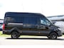 Mercedes-Benz Sprinter 319 3.0 CDI L2H2 Black Edition 360 Camera, Adaptieve Cruise, Carplay, LED, 190pk, Stoelverwarming, Automaat, Standkachel, Uniek!