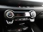 Kia Stonic 1.0 T-GDi MHEV DynamicLine | Navigatie | Climate Control | Camera | PDC | Cruise Control | Lm Velgen | Demo |