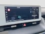 Hyundai Ioniq 5 Lounge 77.4 kWh | Leder | Stoelgeheugen | Elektrische achterklep | Stoelventilatie | Dodehoekdetectie | Premuim audio | Adaptive cruise controle | Full LED | Head-up display | Warmtepomp