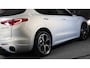 Alfa Romeo Stelvio 2.0 T AWD Veloce Ti / Carbon / Acc / Lane Assist / Dode Hoek / Camera / Open Panoramadak / Led / Pdc / 21 Inch