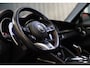 Alfa Romeo Stelvio 2.0 T AWD Veloce Ti / Carbon / Acc / Lane Assist / Dode Hoek / Camera / Open Panoramadak / Led / Pdc / 21 Inch