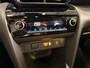 Toyota Yaris Cross 1.5 Hybrid Dynamic | Parelmoer wit | Apple Carplay | Dealeronderhouden |
