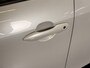 Toyota Yaris Cross 1.5 Hybrid Dynamic | Parelmoer wit | Apple Carplay | Dealeronderhouden |