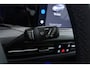 Volkswagen Golf Variant 1.5 eTSI R-Line Business+ | 3-zone climate | Panoramadak | Adapt. Cruise | CarPlay | Virtual Cockpit |