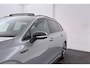 Volkswagen Golf Variant 1.5 eTSI R-Line Business+ | 3-zone climate | Panoramadak | Adapt. Cruise | CarPlay | Virtual Cockpit |