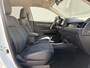 Mitsubishi Outlander 2.4 PHEV Intense+ / 8 jaar Garantie / Afneembare Trekhaak 1.500 KG Trekgewicht / Dealer Onderhouden / Camera / Apple Carplay Android Auto / Elektrisch Verstelbare Stoel / Navigatie / Stoel Verwarming / Keyless Entree/Start /