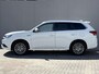 Mitsubishi Outlander 2.4 PHEV Intense+ / 8 jaar Garantie / Afneembare Trekhaak 1.500 KG Trekgewicht / Dealer Onderhouden / Camera / Apple Carplay Android Auto / Elektrisch Verstelbare Stoel / Navigatie / Stoel Verwarming / Keyless Entree/Start /