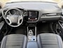 Mitsubishi Outlander 2.4 PHEV Intense+ / 8 jaar Garantie / Afneembare Trekhaak 1.500 KG Trekgewicht / Dealer Onderhouden / Camera / Apple Carplay Android Auto / Elektrisch Verstelbare Stoel / Navigatie / Stoel Verwarming / Keyless Entree/Start /