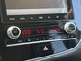 Mitsubishi Outlander 2.4 PHEV Intense+ / 8 jaar Garantie / Afneembare Trekhaak 1.500 KG Trekgewicht / Dealer Onderhouden / Camera / Apple Carplay Android Auto / Elektrisch Verstelbare Stoel / Navigatie / Stoel Verwarming / Keyless Entree/Start /