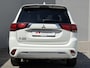 Mitsubishi Outlander 2.4 PHEV Intense+ / 8 jaar Garantie / Afneembare Trekhaak 1.500 KG Trekgewicht / Dealer Onderhouden / Camera / Apple Carplay Android Auto / Elektrisch Verstelbare Stoel / Navigatie / Stoel Verwarming / Keyless Entree/Start /