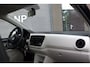 Volkswagen Up! 1.0 high up! 5 deurs Automaat | Cruise | Sensoren | Stoelverwarming