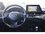 Toyota C-HR / C-HR+ 1.8 Hybrid Bi-Tone Trekhaak | Leder | Blindspot | Stoelverwarmin