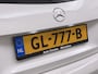 Mercedes-Benz A-klasse 180 AMG Night Pack Prestige Panoramadak Navi Ecc Camera Stoelverwarming Cruise Control Pdc AMG-Lmv 18" Bi-Xenon Privacy Glas Bluetooth Licht en zichtpakket