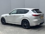 Mazda CX-60 2.5 e-SkyActiv PHEV Homura / Trekhaak Uitklapbaar (2.500KG) / AWD / Convenience Pack / Driver Assistance Pack / Panorama Dak / Stoelverwarming Voor&Achter / Dodehoekdetectie Met Correctie / Head-Up Display / Apple Carplay&Android Auto / Full-Map Navigatie / 360 Camera / Parkeersensoren Voor&Achter /