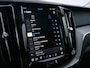 Volvo XC60 2.0 T6 Plug-in hybrid AWD Plus Dark 350 Pk Automaat Navi / Pano-dak / Leder / 360 Camera / Apple Carplay