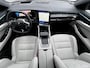 Renault Espace E-Tech full hybrid 200 iconic 7p. / Fabrieksgarantie 04-2027 / 7 persoons / 1.500 kg trekgewicht / Panorama dak / Leder / Elektrische stoelen / Massagefunctie / Elektrische klep / Harman Kardon Audio / Navi / Camera 360° / 20" LM wielen All Season banden /