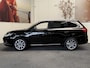 Mitsubishi Outlander 2.0 PHEV Prestige 4WD NAVIGATIE LEDER ADAPTIVE CRUISE CONTROL PANORAMA SCHUIF/KANTELDAK KEYLESS GO RIJSTROOKSENSOREN DODEHOEKSENSOREN RONDOMZICHT CAMRERA ZEER MOOI !!