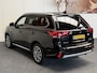 Mitsubishi Outlander 2.0 PHEV Prestige 4WD NAVIGATIE LEDER ADAPTIVE CRUISE CONTROL PANORAMA SCHUIF/KANTELDAK KEYLESS GO RIJSTROOKSENSOREN DODEHOEKSENSOREN RONDOMZICHT CAMRERA ZEER MOOI !!