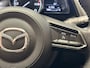 Mazda CX-3 2.0 SKYACTIV-G 121 LUXURY NAVIGATIE CRUISE CONTROL HEAD-UP DISPLAY KEYLESS GO RIJSTROOKSENSSOREN DODEHOEKSENSOREN ACHTERUITRIJCAMERA ZEER MOOI !!