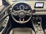 Mazda CX-3 2.0 SKYACTIV-G 121 LUXURY NAVIGATIE CRUISE CONTROL HEAD-UP DISPLAY KEYLESS GO RIJSTROOKSENSSOREN DODEHOEKSENSOREN ACHTERUITRIJCAMERA ZEER MOOI !!
