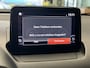 Mazda CX-3 2.0 SKYACTIV-G 121 LUXURY NAVIGATIE CRUISE CONTROL HEAD-UP DISPLAY KEYLESS GO RIJSTROOKSENSSOREN DODEHOEKSENSOREN ACHTERUITRIJCAMERA ZEER MOOI !!