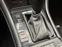 Mazda CX-3 2.0 SKYACTIV-G 121 LUXURY NAVIGATIE CRUISE CONTROL HEAD-UP DISPLAY KEYLESS GO RIJSTROOKSENSSOREN DODEHOEKSENSOREN ACHTERUITRIJCAMERA ZEER MOOI !!
