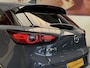 Mazda CX-3 2.0 SKYACTIV-G 121 LUXURY NAVIGATIE CRUISE CONTROL HEAD-UP DISPLAY KEYLESS GO RIJSTROOKSENSSOREN DODEHOEKSENSOREN ACHTERUITRIJCAMERA ZEER MOOI !!