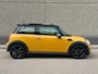 MINI Cooper 3-Deurs 1.6 Chili (PANODAK, VLAGDAK, CRUISE CONTROL, PARKEERSENSOREN, SPIOLER, ELEKT RAMEN, AIRCO, NL-AUTO, GOED ONDH)