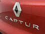 Renault Captur 1.0 TCe Intens 90Pk | Navigatie | Apple & Android Carplay | Parkeersensoren Voor en Achter | Achteruitrijcamera l Elektronische Climate Control | Cruise Control | Bluetooth | LED Koplampen | 17 Inch Lichtmetalen Velgen | Extra Getint Glas |