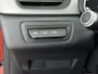 Renault Captur 1.0 TCe Intens 90Pk | Navigatie | Apple & Android Carplay | Parkeersensoren Voor en Achter | Achteruitrijcamera l Elektronische Climate Control | Cruise Control | Bluetooth | LED Koplampen | 17 Inch Lichtmetalen Velgen | Extra Getint Glas |