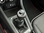 Renault Captur 1.0 TCe Intens 90Pk | Navigatie | Apple & Android Carplay | Parkeersensoren Voor en Achter | Achteruitrijcamera l Elektronische Climate Control | Cruise Control | Bluetooth | LED Koplampen | 17 Inch Lichtmetalen Velgen | Extra Getint Glas |
