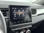 Renault Captur 1.0 TCe Intens 90Pk | Navigatie | Apple & Android Carplay | Parkeersensoren Voor en Achter | Achteruitrijcamera l Elektronische Climate Control | Cruise Control | Bluetooth | LED Koplampen | 17 Inch Lichtmetalen Velgen | Extra Getint Glas |