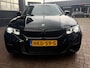 BMW 3-Serie Touring 330e Business Edition Plus Bj 2022 292PK | M-pakket | Full led | Carplay | Trekhaak wegklapbaar | SOH 96% |