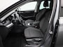 Skoda Octavia 1.0 TSI Business Edition Hatchback | Metallic lak | Parkeersensoren | Navigatie