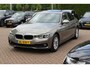 BMW 3-Serie 320i Corporate Lease High Executive / Trekhaak / Schuifdak / Leder / Navigatie / Parkeerhulp V+A / 16'' / Getint glas / Stoelverwarming / Cruise Control