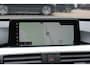 BMW 3-Serie 320i Corporate Lease High Executive / Trekhaak / Schuifdak / Leder / Navigatie / Parkeerhulp V+A / 16'' / Getint glas / Stoelverwarming / Cruise Control