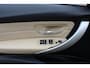 BMW 3-Serie 320i Corporate Lease High Executive / Trekhaak / Schuifdak / Leder / Navigatie / Parkeerhulp V+A / 16'' / Getint glas / Stoelverwarming / Cruise Control