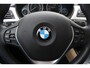BMW 3-Serie 320i Corporate Lease High Executive / Trekhaak / Schuifdak / Leder / Navigatie / Parkeerhulp V+A / 16'' / Getint glas / Stoelverwarming / Cruise Control