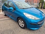 Peugeot 207 1.4 VTi Cool 'n Blue airco,cruise control