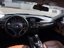 BMW 3-Serie Touring 318i TOURING XENON/LEDER/NAVIGATIE! NIEUWE DISTRIBUTIEKETTING!
