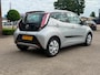Toyota Aygo 1.0 VVT-i x-play / NL AUTO / CAMERA / NAVI
