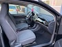 Volkswagen Up! 1.0 move up! Airco Stoelverwarming Navigatie