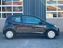 Volkswagen Up! 1.0 move up! Airco Stoelverwarming Navigatie