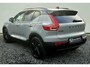 Volvo XC40 2.0 B3 Ultra Black Edition Model jaar 2026 - Panorama dak - R980 interieur - 20"Licht metaal - Alarm - 360 Camera - Two tone zwart dak en spiegelkappen - Privacy glas