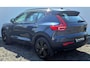 Volvo XC40 2.0 B3 Plus Black Edition MY 2026 - 20” Wielen - Adaptive Cruise Control - Harman Kardon Audio - Climate - R7C0 Interieur – Camera achter - PDC voor en achter - Power seats links met memory - Two Tone